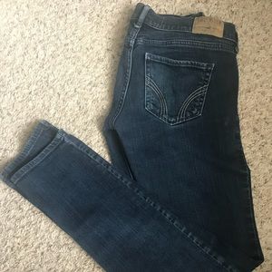 Hollister jeans size 3 regular length. Dark wash